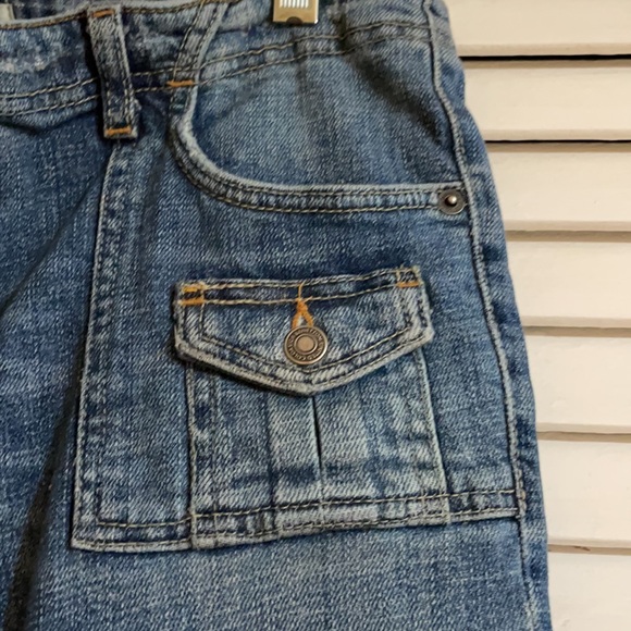 Very sexy stretchy jeans from French company United Colors of Benetton - Picture 4 of 9